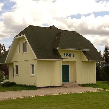 Viesu Nams Buselis Hotell Turaida Eksteriør bilde