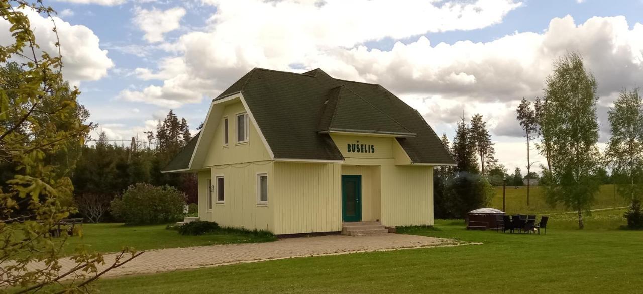 Viesu Nams Buselis Hotell Turaida Eksteriør bilde
